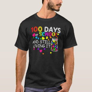 Camiseta 100 Dias De Escola E Ainda Amo Corações Fofo