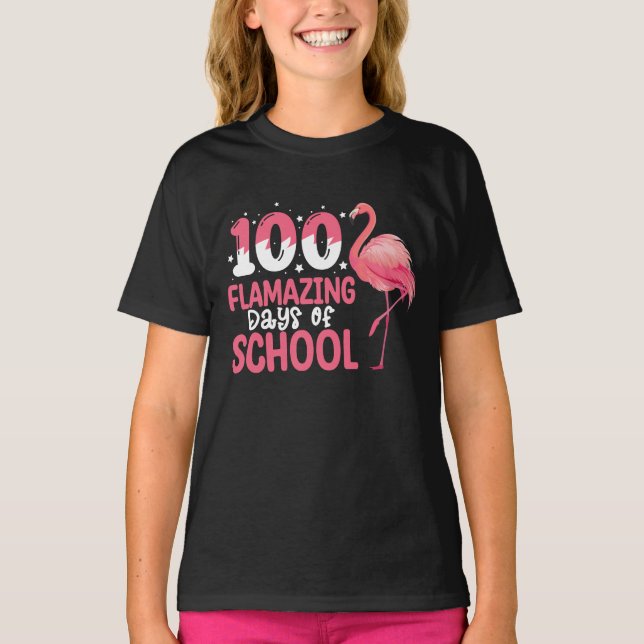 Camiseta 100 Dias Incríveis de Professora Flamingo da Escol (Frente)