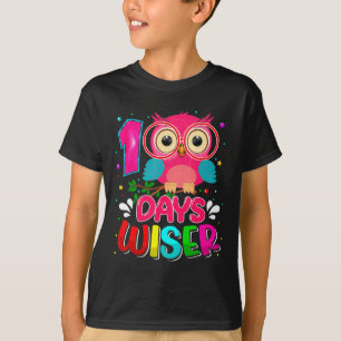 Camiseta 100 Dias Mais Inteligente Coruja Fora 100 Dias Mai