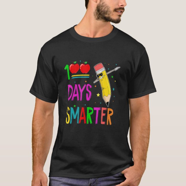 Camiseta 100 Dias Mais Inteligente   Crayons de Dabbing 100 (Frente)