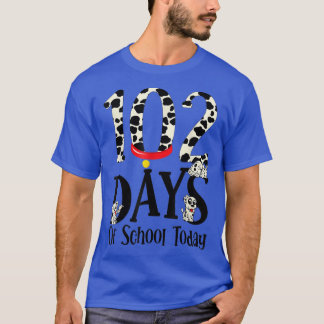 Camiseta 102 dias de escola hoje com o cão Dalmaciano em lí