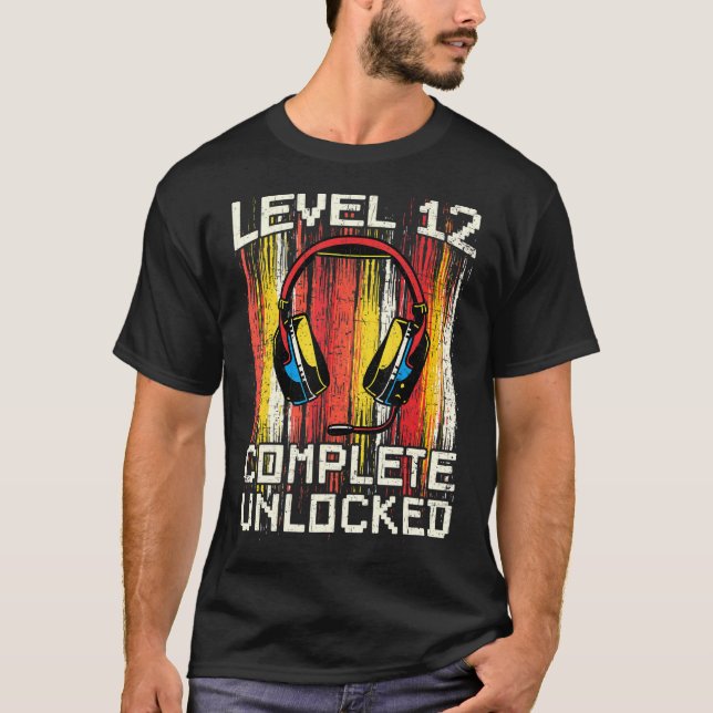 Camiseta 12 Birthday Video Gamer Nível 12 - Desbloqueio com (Frente)