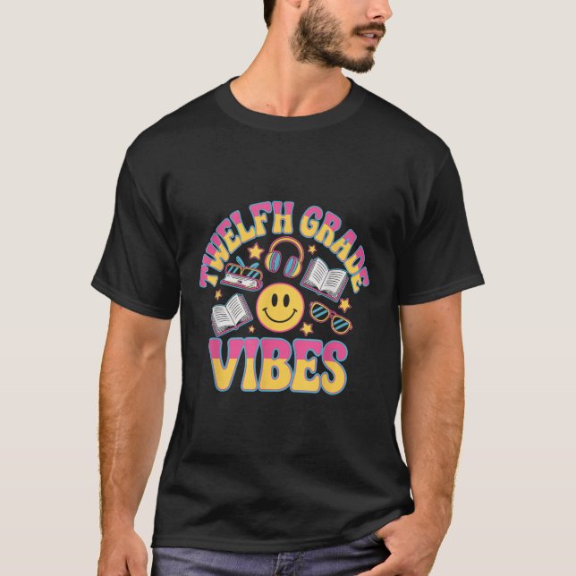 Camiseta 12 Grau Vibes 12.º Grau Professora De Volta A (Frente)