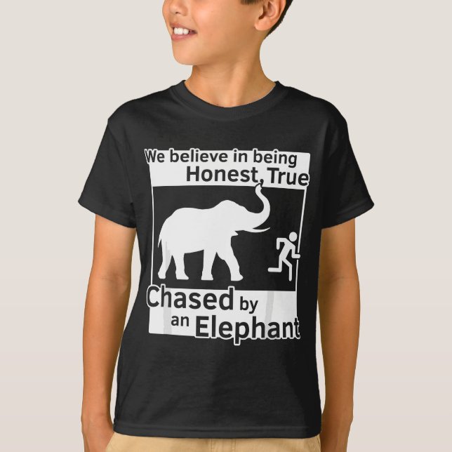 Camiseta 13 artigo da Faith Funny LDS perseguido por um Ele (Frente)