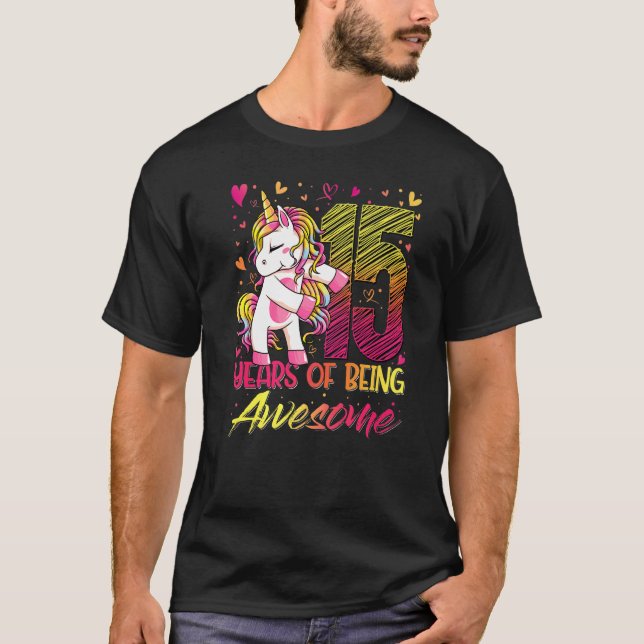 Camiseta 15 Aniversário de 15 Anos Menina Flageando Unicórn (Frente)