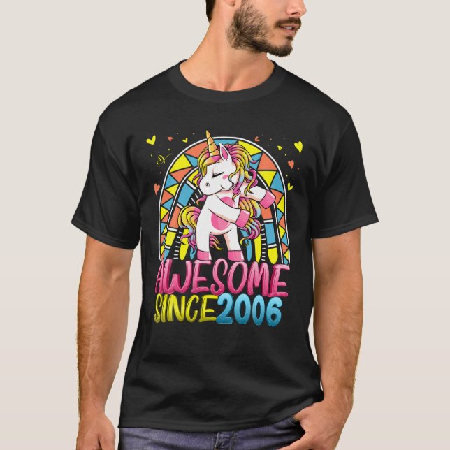 Camiseta 16º Aniversário Arco-Íris De 16 Anos (Frente)
