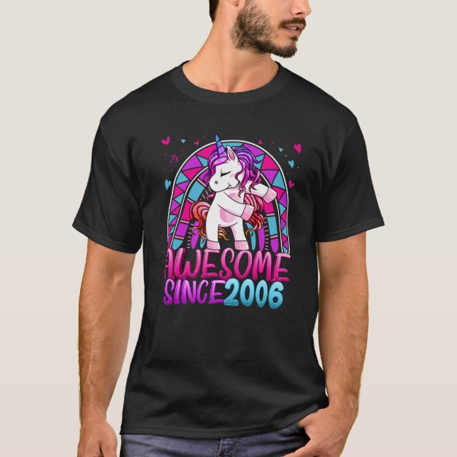 Camiseta 16º Aniversário Arco-Íris De 16 Anos (Frente)