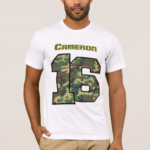 Camiseta 16o Aniversário Camo um nome feito sob encomenda