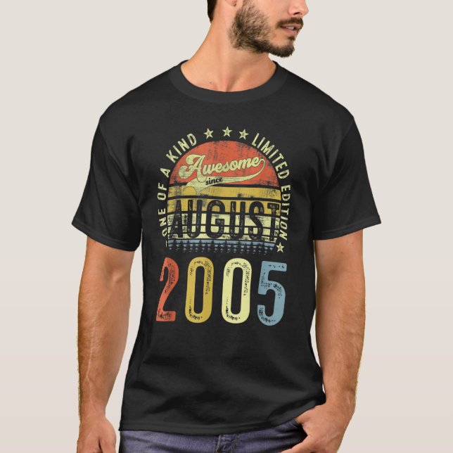 Camiseta 17 anos é incrível desde agosto de 2005 17º aniver (Frente)