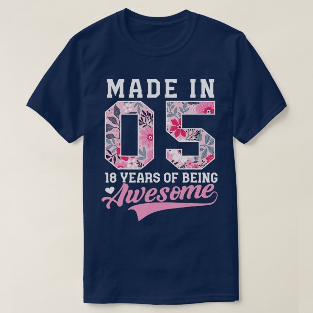 Camiseta 18º Aniversário Gif Para Meninas Feitas Em 2005 18 (Frente do Design)