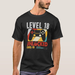 Camiseta 18º Gamer Birthday Gift Nível 18 Desbloqueado F