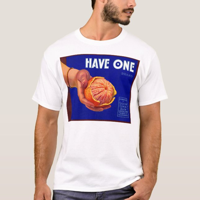 Camiseta 1940 Tem uma etiqueta de caixa laranja (Frente)
