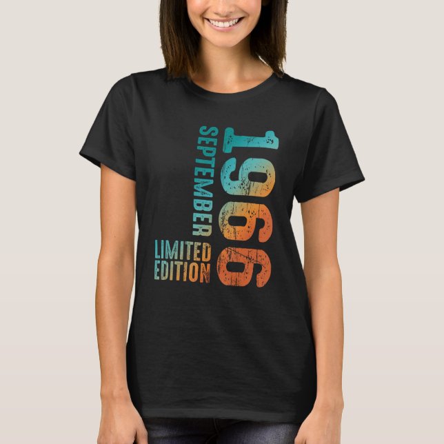 Camiseta 1966 setembro 1966 Ano 1966 Retroativo 1966 (Frente)