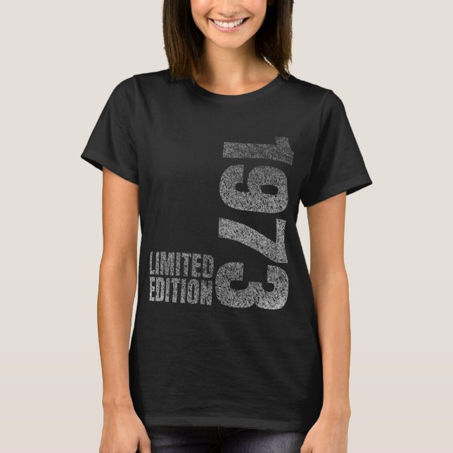 Camiseta 1973 Born birthday present (Frente)