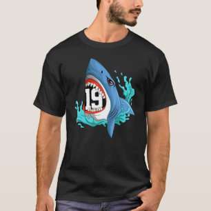 Camiseta 19 Animais de Aniversário de Tubarão, Presos Festa