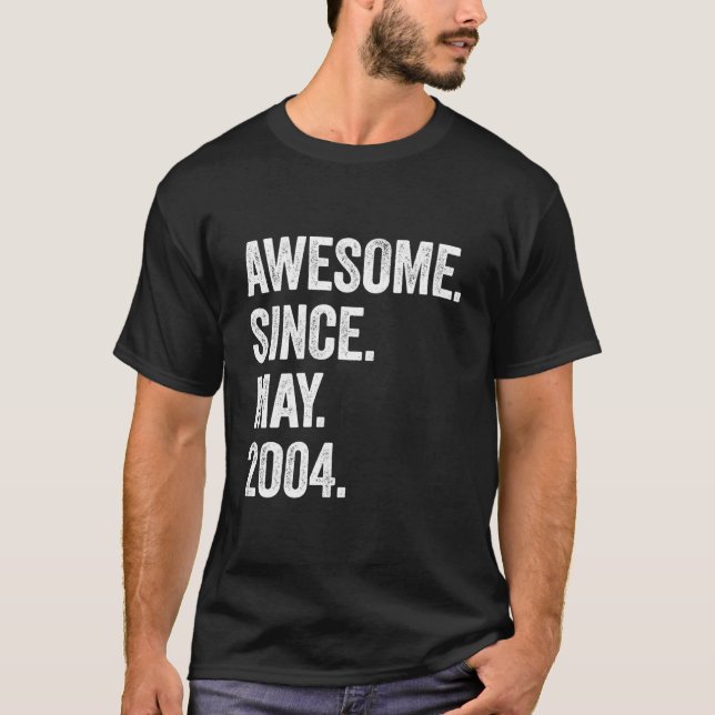 Camiseta 19 Awesome Since May 2004 19Th (Frente)