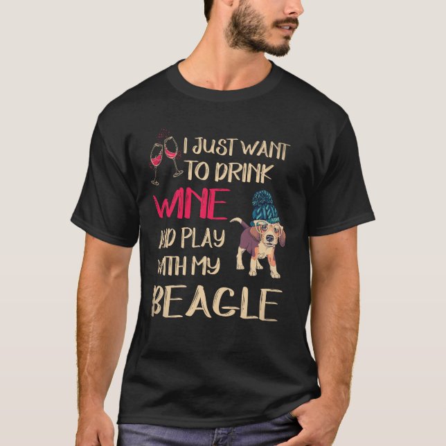 Camiseta 19 Bebo Vinho E Brinco Com O Meu Beagle (Frente)