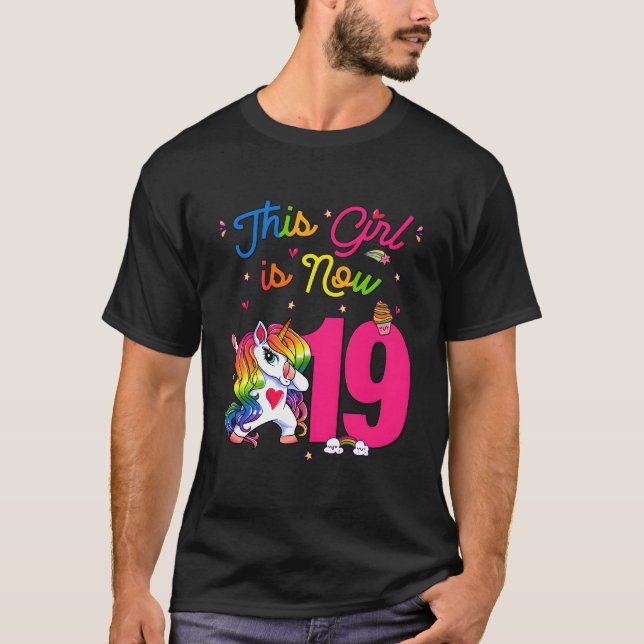 Camiseta 19Th This Is Now 19 Unicorn Py (Frente)