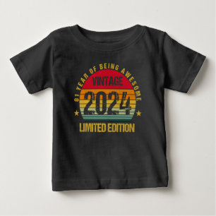 Camiseta 1 Ano de Idade Primeiro 2024 Fofo 1º Aniversário B