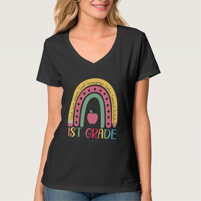 Camiseta 1st Grade Rainbow Team First Grade Teacher Boho Ra (Frente)