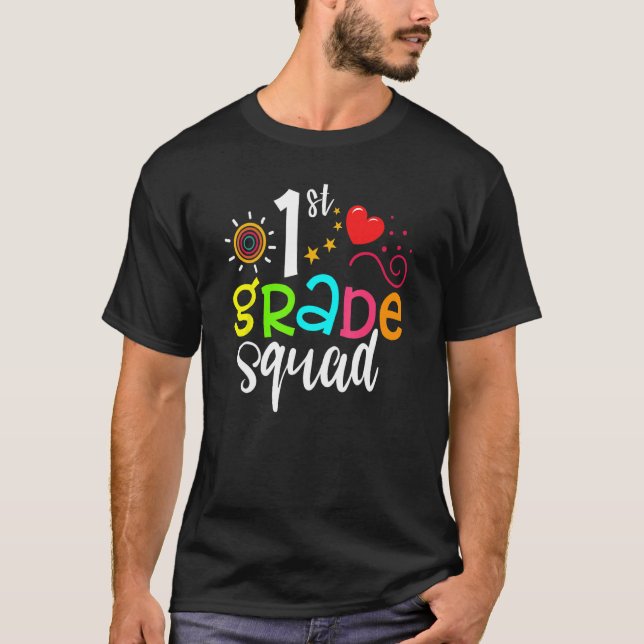 Camiseta 1st Grade Squad Team  Back To School Girls Boys Te (Frente)
