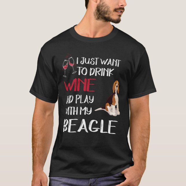 Camiseta 209 Beber Vinho E Brincar Com Meu Beagle (Frente)