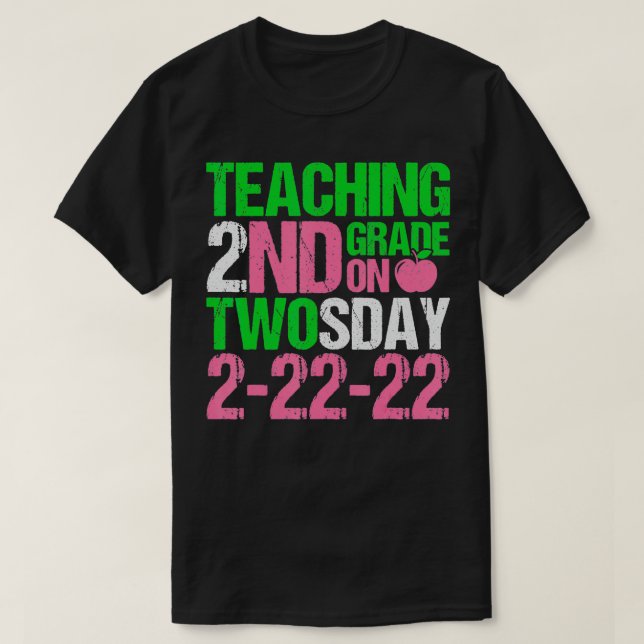 Camiseta 22 de fevereiro de 2022 Twosday 22222 Funny Aka Ma (Frente do Design)