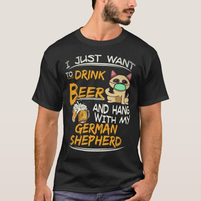 Camiseta 24 Eu só quero beber cerveja e ficar com meu alemã (Frente)