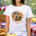 Camiseta 250th Anniversary Revolutionary Memorial Freedom<br><div class="desc">Honor your family legacy with this American Revolution design honor t-shirt. Perfect for the 250th Anniversary,  this vintage style patriot art is for any proud descendant of a Revolutionary War soldier celebrating their heritage and history. Created by Simply Farmhouse Press.</div>