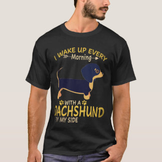 Camiseta 25 Eu acordo todas as manhãs com um Dachshund ao m