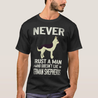 Camiseta 26 Nunca Confie em um Homem que Não Gosta de Pasto