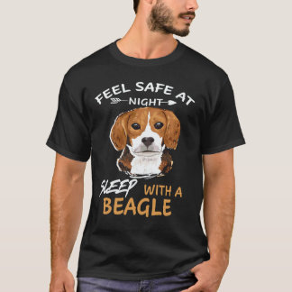 Camiseta 26 Sinta-se Seguro à Noite Dormindo Com Um Beagle