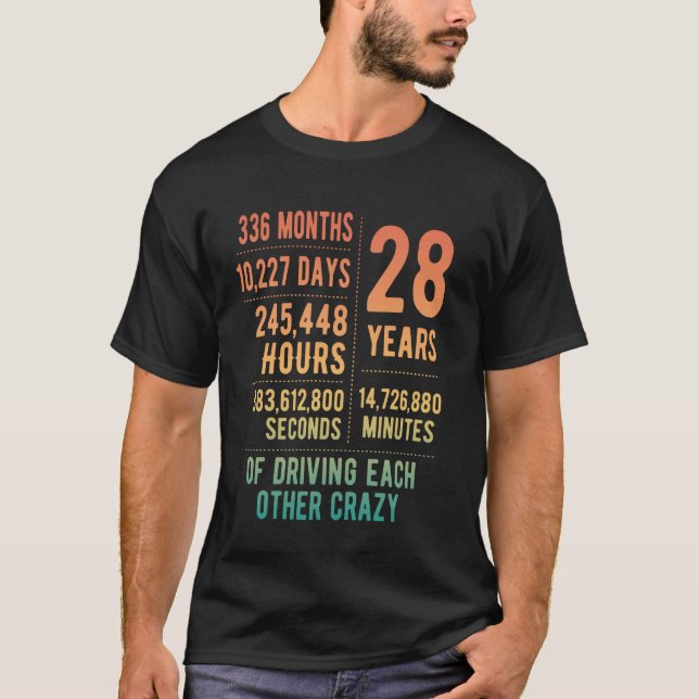 Camiseta 28 Anos Casados Engraçado 28 Anos De Casamento (Frente)