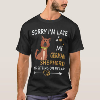 Camiseta 28 Desculpe o Atraso Meu Pastor Alemão Estava Sent