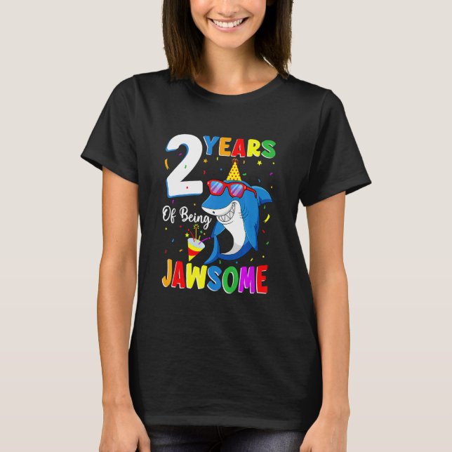 Camiseta 2 Anos De segundo aniversário De Tubarão Jawsome 2 (Frente)