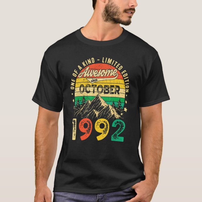 Camiseta 30 Anos De Idade Incrível Desde Outubro De 1992 30 (Frente)
