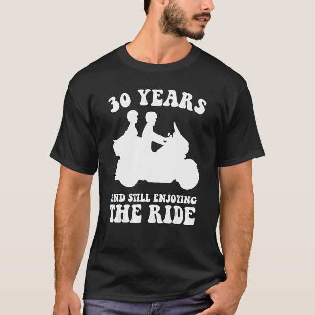 Camiseta 30 Anos E Ainda Aproveitando Os Annivers De 30 De  (Frente)
