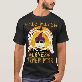 Camiseta 32 Essa Bruxa Ama Porquinhos de Halloween