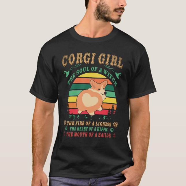 Camiseta 36 Corgi A Alma De Uma Bruxa Corgi (Frente)