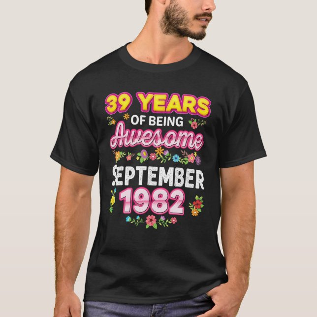 Camiseta 39 Anos De Esforço Desde Setembro De 1982 Bir (Frente)
