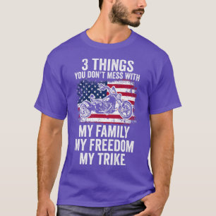 Camiseta 3 coisas que você não perde com minha família minh