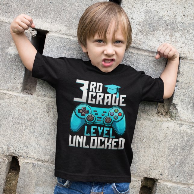 Camiseta 3th Grade Unlocked Gamer Graduation (Criador carregado)