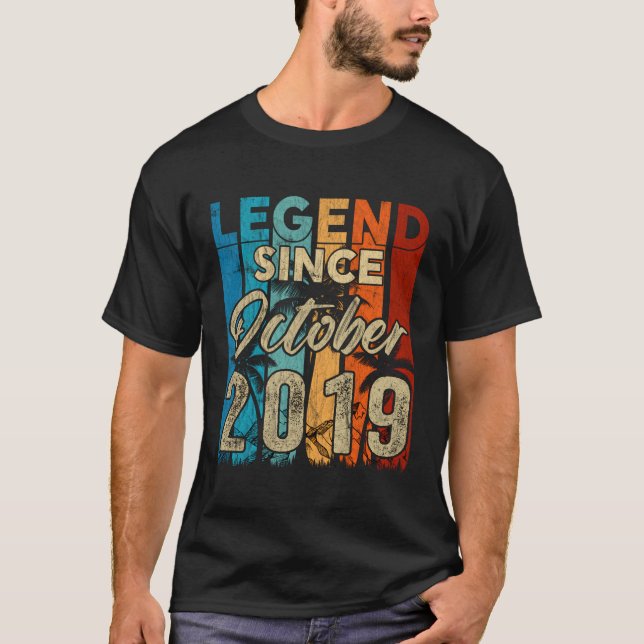 Camiseta 4 Anos De Idade Oferece A 4ª Legenda De Menino De  (Frente)
