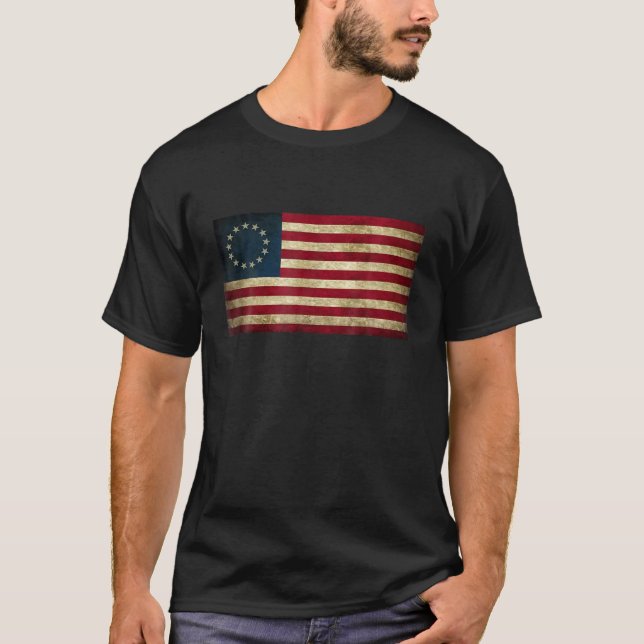 Camiseta 4 de julho bandeira de batalha Patriótica Betsy Ro (Frente)