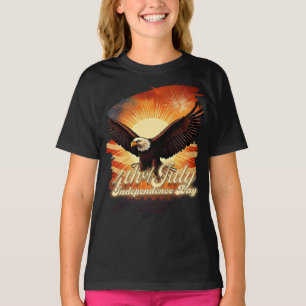 Camiseta 4 de Julho – Tributo ao Águia Majestosa e Fogos de
