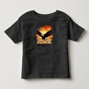 Camiseta 4 de Julho – Tributo ao Águia Majestosa e Fogos de