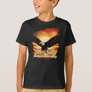 Camiseta 4 de Julho – Tributo ao Águia Majestosa e Fogos de