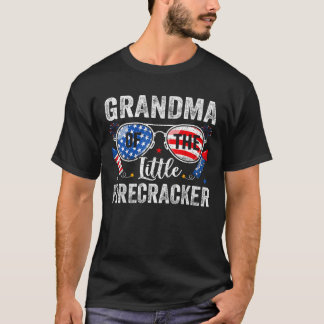 Camiseta 4 de julho Vovó de aniversário do pequeno Firecra