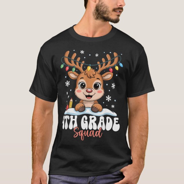 Camiseta 4th Grade Squad Reindeer Christmas Lights Cute Win (Frente)