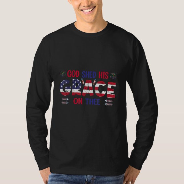 Camiseta 4th Of July Groovy Patriotic God Shed His Grace On (Frente)